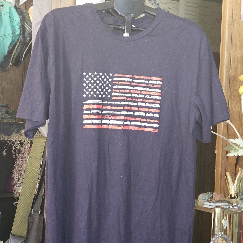 Unisex Navy T-Shirt with American Flag Graphic